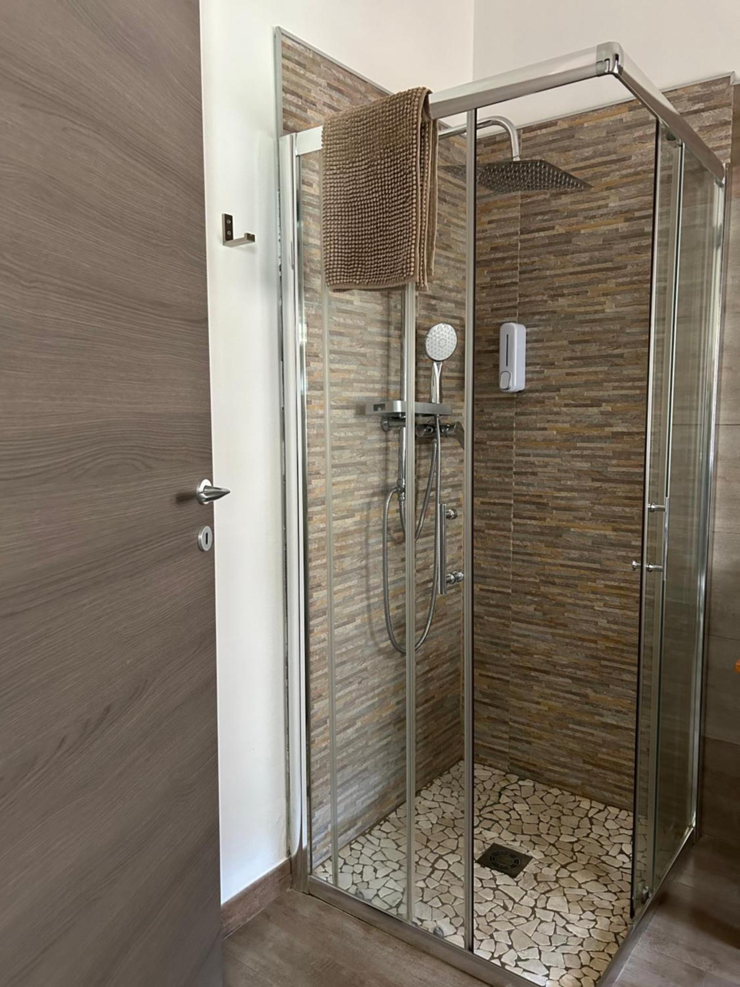Camera Quadrupla con Bagno Privato